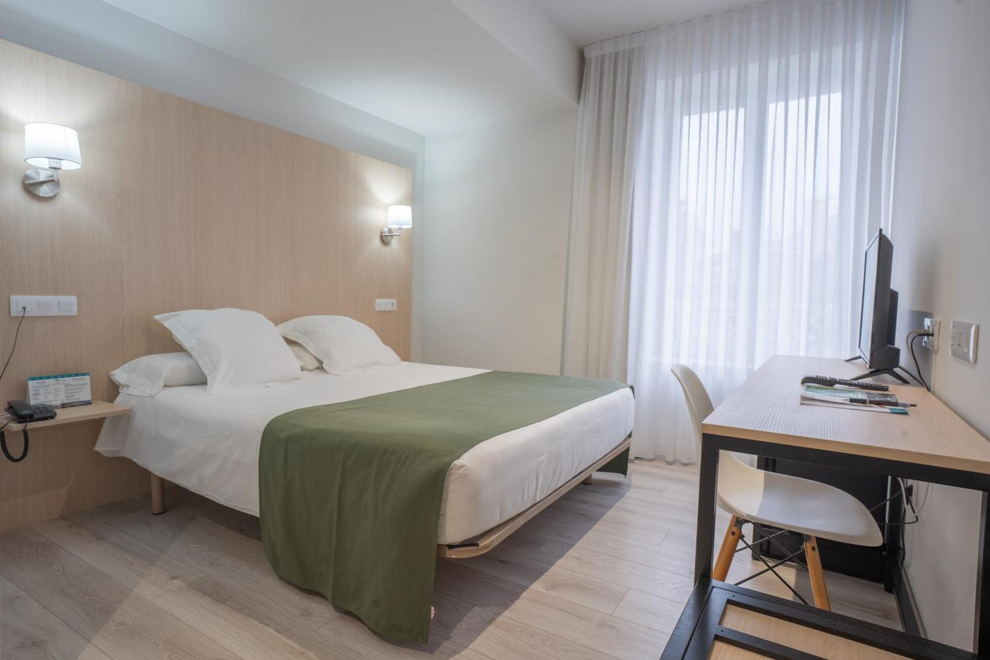 Hotel Mendez Nunez Lugo Zewnętrze zdjęcie