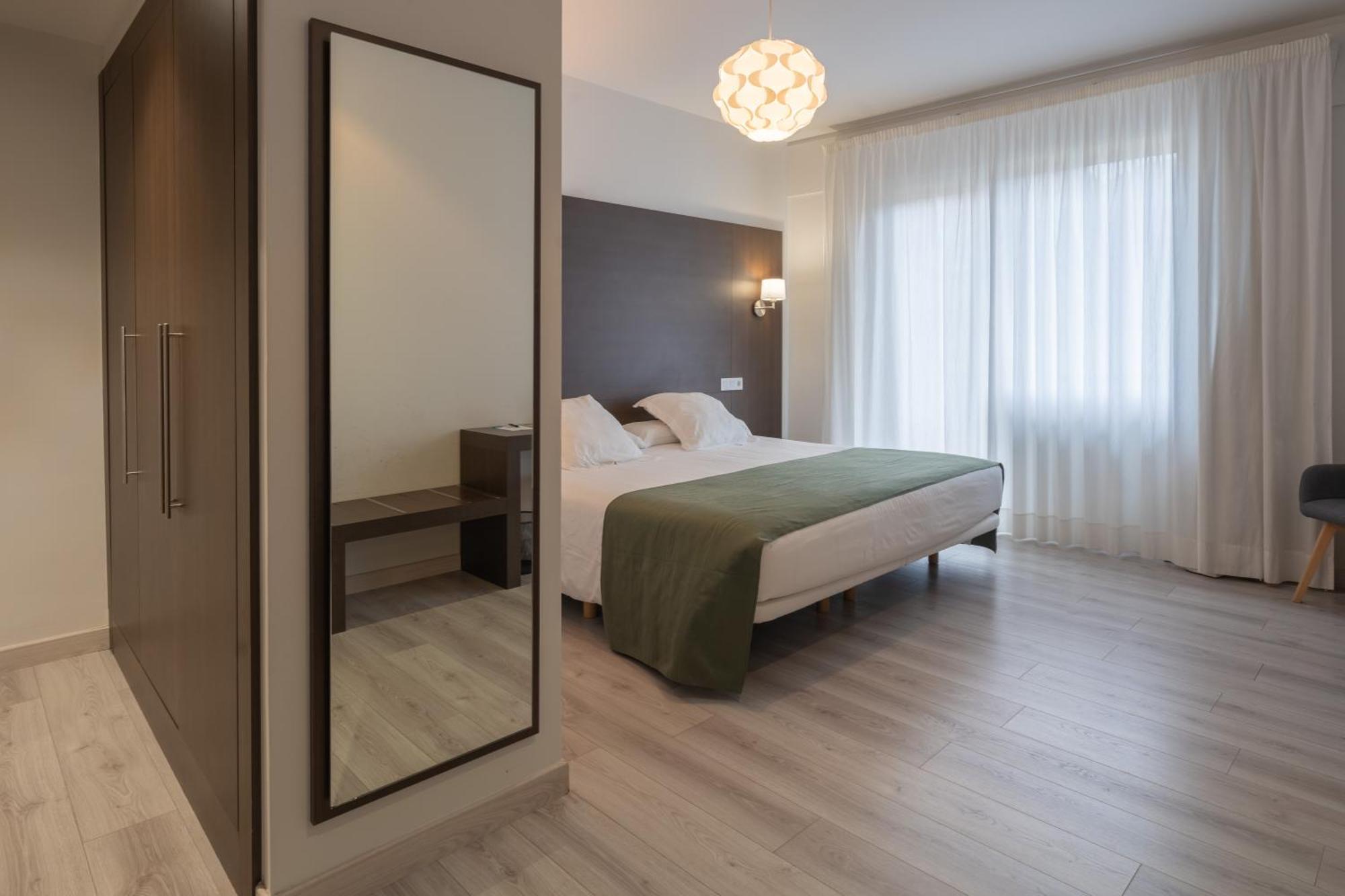 Hotel Mendez Nunez Lugo Zewnętrze zdjęcie